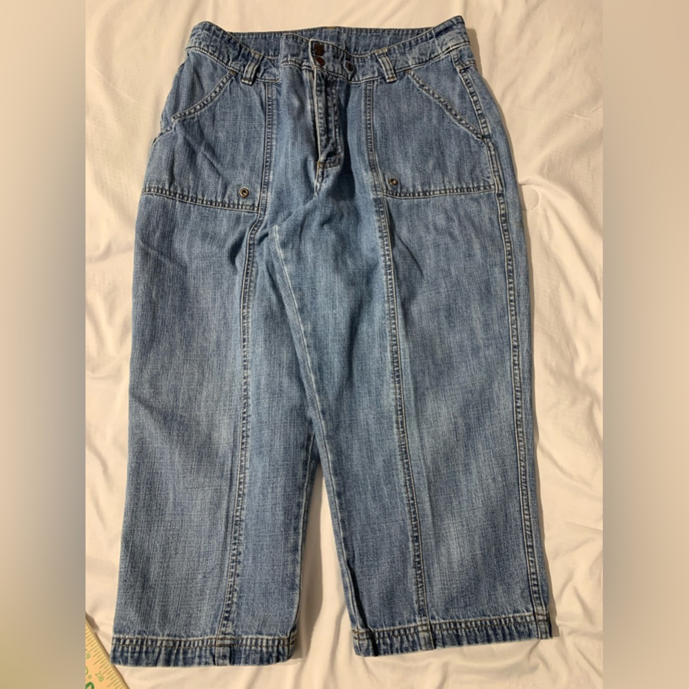 Lee Riders Vintage Blue Med Wash Cropped Women’s Size 32x20 Capri Denim Jeans